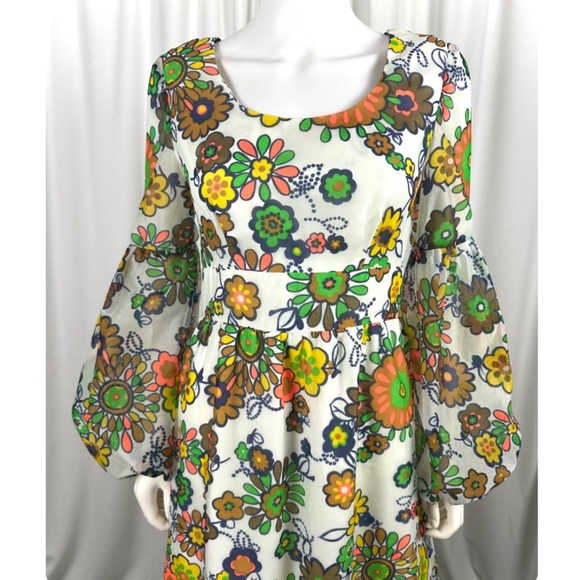 Vintage 1960’s Floral Printed Chiffon Maxi Dress - Peasant Sleeve Gown - Small - Picture 2 of 10